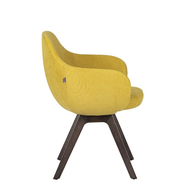 bratti | Sillón Kimbra Base Madera, Tapizado en Tela - Image 2